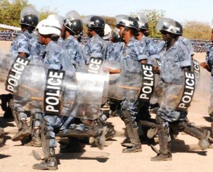 ethiopian-police-riot-gear