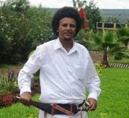 jawar mohammed in traditional oromo clothes